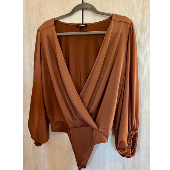 Express Tops - EXPRESS Copper Swing V-Neck Long Sleeve Satin Bodysuit. Medium.